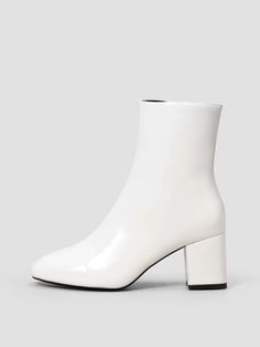 White Leather Ankle Booties White Boots With Zipper, Whote Boots, Short White Boots, Cute White Boots, Winter Boots White, White Go Go Boots, White Heeled Boots, Hoco 2023, White Heel Boots