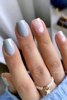 Holiday nail inspo / winter nails / short gel nails / snowflake nail design / christmas nails Short Winter Nails, December Nails, Milky Nails, January Nails, Short Gel Nails, Winter Nails Acrylic