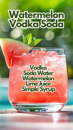 Watermelon Vodka Soda Watermelon Liquor Drinks, Spongebob Drinks, Watermelon Cocktail Vodka, Watermelon Liquor, Watermelon Alcoholic Drinks, Watermelon Vodka Drinks, Watermelon Drinks, Watermelon Cocktails, Fresh Watermelon Juice