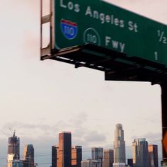 the los angeles freeway sign is clearly visible for all of us to see