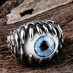 ¡Sumérgete en el espíritu de Halloween con nuestro Anillo Ojo del Diablo! 👹👁️

 Este accesorio espeluznante y elegante presenta un llamativo diseño de ojos rojos que seguramente agregará un toque de encanto demoníaco a cualquier atuendo. Perfecto para fiestas de Halloween o como accesorio divertido y espeluznante durante todo el año. ¡Destaca entre la multitud y libera tu demonio interior con este genial anillo de cobre! 😈🔥 Blue Satanic, Satanic Jewelry, Steel Blue Eyes, Eye Band, Goth Ring, Blue Eyed Men, Retro Punk, Evil Eye Ring, Women's Jewelry Sets