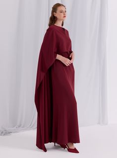 WF ATELIER Model height: 177 CM 100% Polyester Length: 150 cm Red Cape Dress, Red Cape, Arab Fashion, Cape Dress, Women Style, Model Height, Dress Collection, Fashion Inspo Outfits, Cape