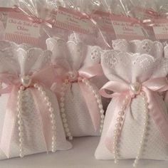 wedding favors in pink and white with bows