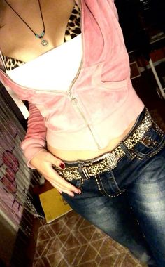 #y2k #mcbling #pink #hotpinkaesethetic #hot #hotgirl #lifestyle #2000s #victoriasecretpink Y2k Mcbling, Neue Outfits