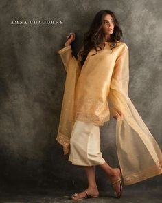 Amna Chaudhry Amna Chaudhry, Latest Pakistani Dresses, Wedding Salwar Kameez, Cotton Short Dresses, Pakistani Clothes Online, Pakistani Dresses Online, Pakistani Clothes