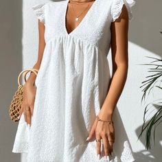 Never Been Worn, The V Neck Is Fairly Deep Sewing Dresses For Women, Casual Chic Outfits, Womens Trendy Dresses, Fresh Outfits, Shein Dress, Grad Dresses, Casual Chic Outfit, Petite Outfits, Smock Dress