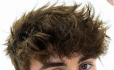 Textured Fluffy Fringe Men, Fringe Down Hairstyles Men, Textured Fringe Men Straight Hair, Messy Fringe Haircut Men Straight Hair, Men Textured Fringe, Fringe Up, Messy Textured Fringe Men, Long Fringe Haircut, Fluffy Fringe