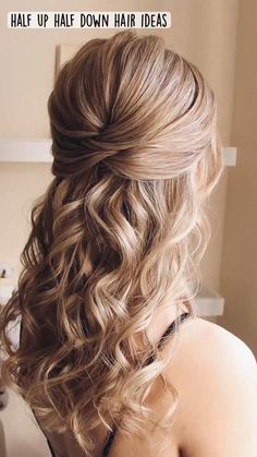 Golden Blonde Hair Color, Bridemaids Hairstyles, Half Up Wedding Hair, Wedding Hair Half, Mother Of The Bride Hair, Bridesmaid Hair Makeup, Simple Wedding Hairstyles, Wedding Hair Inspiration, Wedding Hair Down