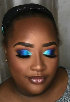 Purple Wedding Makeup, Colored Lipstick, Teal Eyeshadow, African Makeup, Crazy Eye Makeup, Shadow Tutorial, Bold Eyeshadow, Blue Makeup Looks