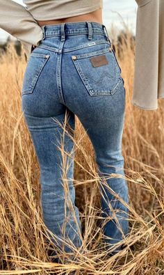 Dusty Aged Wrangler Vintage High Rise Bootcut  Women's Bootcut Jeans 98% Cotton 2% Spandex Sizing:  Size Up One Compared to Wrangler Retro Size Short Uggs, Wrangler Vintage, Western Boots For Men, Womens Jeans Bootcut, Work Boots Men, Jumpsuit Jacket, Wrangler Jeans, Bell Bottoms, Bootcut Jeans