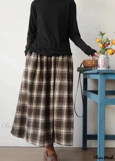 Olivia Mark - High-waisted Vintage Plaid Midi Skirt with Umbrella Cut Tartan Midi Skirt, Plaid Midi Skirt, Fashion Umbrella, Umbrella Skirt, Plaid Pleated Skirt, Umbrella Designs, Skirts Midi High Waisted, Satin Midi Skirt, Knitted Bodycon Dress