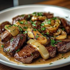 Beef Liver with Onions – A Savory, Nutrient-Rich Meal Creamy Italian Pasta Salad, Bierocks Recipe, Greek Style Potatoes, Homemade Fish And Chips, Liver Pate Recipe, Easy Honey Garlic Chicken, Caramelized Onions Recipe, Creamy Shrimp Pasta, Liver And Onions