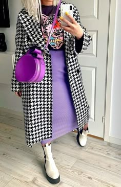 Watercolor Skirt Outfit, Sophisticated Brunch Outfit, Jeffrey Campbell Platform Clogs Outfit, Black And White Outfits With Color Pop, Midsize Fashion Fall Edgy, Funky Womens Fashion, Weekend Rainy Day Outfit Casual, One Color Outfit Aesthetic, Bold Color Outfits Street Style