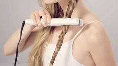 Beach Waves With Flat Iron, Wavy Hair Diy, Wavy Beach Hair, Flat Iron Waves, Kerastase Hair, Easy Waves, Curl Hair With Straightener, Beach Curls, Twisted Hair