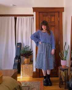 jacqui (@whatjacquiwears) • Instagram photos and videos Oakland Street Style, 90s Aesthetic Outfit Plus Size, Midsize Indie Fashion, Xxl Outfits For Women, Blue Plus Size Outfits, Plus Size Modest Summer Outfits, Cozy Plus Size Outfits, Chubby Fall Outfits, Feminine Plus Size Outfits