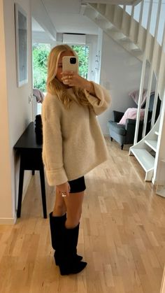 Christmas Outfit Dinner, Acquired Style, Weihnachten Outfit, Winter Inspo Outfits, Cold Outfit, Fits Inspiration, Outfit Dinner, Trendy Fits, New Years Outfit