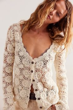 We The Free Alicia Cardi | Free People Knit Sweaters, Cowgirl Outfits, Fall Fits, Scalloped Trim, Cardigan Fashion, Cotton Crochet, Sweaters Oversized, Western Outfits, Sweater Fashion