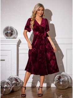 JJ's House Yes Jacquard Velvet Midi V-Neck Fall Winter A-line Belt/Sash NO Burgundy S Height:5.7ft(174cm) Bust:33.5in(85cm) Waist:26in(66cm) Hips:36in(91cm) Dress. #JJ's House #Yes #Jacquard #Velvet #Midi #VNeck #Fall #Winter #Aline #BeltSash #NO #Burgundy #S #Dress Womens Holiday Dresses, Pink Velvet Dress, House Shop, Velvet Midi Dress, Holiday Party Dresses, Pink Velvet, Holiday Dresses, Velvet Dress, Velvet Fabric