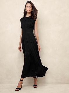 Crystal Pleated Maxi Dress | Banana Republic Factory Fitted Pleated Dress With Folds For Workwear, Chic Sleeveless Pleated Ruched Dress, Black Sleeveless Dress With Pleated Bodice, Black Tie Optional Wedding Guest Dress, Banana Republic Women, Pleated Maxi, Pleated Maxi Dress, Pleated Dress, Beautiful Gowns