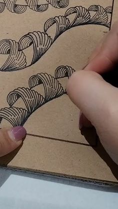 Easy Mindrelaxing Drawing idea  for you to try #drawing #mindfulness #do... Easy Abstract Drawings, Tangle Art Step By Step, Easy Abstract Drawing, Meaningful Drawing Ideas Easy, Easy Patterns To Draw, Doodling Tutorial, Easy Zentangle Patterns