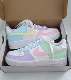 With these colorful AF1s you will definitely stand out! The sneakers are painted in pastel shades and the left and right are different. Totally awesome for this summer! Available in all sizes. Each pair is made to order. Make sure you are sure of your size before ordering. The sneakers are made especially for you and it is therefore not possible to cancel, exchange or return the order. All our sneakers are hand painted and a lot of love goes into every pair. Therefore, be careful when carrying. Pastel, Custom Nike Air Force 1, Custom Nike Air Force, Custom Nike Air, Custom Nike, Totally Awesome, Custom Nikes, Custom Sneakers, Nike Air Force 1