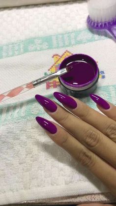 Ongles Gel Violet, Magenta Nails, Dark Purple Nails, Violet Nails, Unghie Sfumate, Purple Acrylic Nails, Luxury Nails, Chic Nails, Fancy Nails