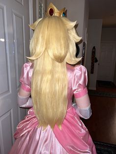 Princess Peach Cosplay Diy, Princess Peach Hairstyle, Princess Peach Wedding Dress, Princess Peach Outfits