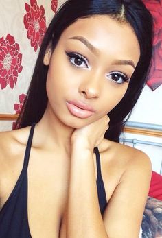 jayde pierce // beauty youtuber Jayde Pierce, Hair Brush Straightener, Makeup On Fleek, Flawless Face, Makeup Goals, Flawless Makeup, Up Girl, Girly Girl