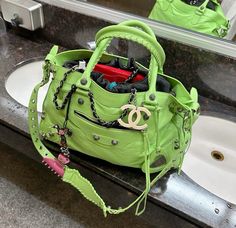 Balenciaga Purse, Y2k Modern, Accessorize Bags, Bag Obsession, Girly Bags, Luxury Purses, Fancy Bags, Pretty Bags, City Bag