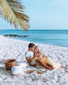 Best Honeymoon Destinations ❤ Looking for the best honeymoon destinations in 2024? We’ve reviewed the most popular honeymoon destinations for every taste and every season! #wedding #bride #weddingforward #weddinghoneymoon #besthoneymoondestinations Unforgettable Memories