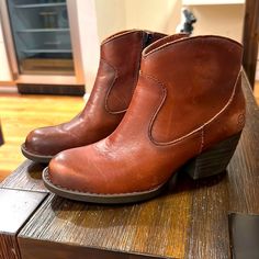 Brown Leather Born Ankle Boots. Like New As You Can See From The Sole. Super Comfortable, Go Well With Any Outfit. Born Shoes, Bootie Boots, Brown Leather, Ankle Boots, Like New, Size 7, Women Shoes, Boots, Leather