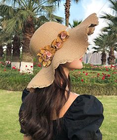 Handmade White Rose Straw Woven Floppy Sun Hat Beach Hats Outfit, Stylish Womens Hats, Floppy Sun Hat, Hat Aesthetic, Rose Hat, Lady Popular, Floppy Hats, Floppy Sun Hats, Travel Hat