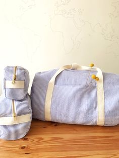 Diy Weekend Bag, Baby Sewing Projects, Fabric Accessories, Couture Sewing