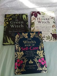 Witch Books Aesthetic, Witchy Aestethic, Soft Moodboard, Witchy Books, Green Witchcraft, Wiccan Magic