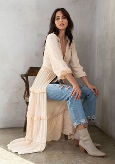 Embroidered Tie Front Duster Kimono | LOVESTITCH Lace Kimono Outfit, Dress Over Pants, Duster Kimono, Kimono Outfit, Embroidered Kimono, Boho Style Outfits, Bohemian Women, Lace Kimono, Boho Kimono