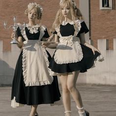 召使いのお嬢様のエプロンワンピース Apron Design, Dress Apron, Long Length Dresses, Fluffy Skirt, Peter Pan Collar Dress, Maid Outfit, Maid Dress, Womens Aprons, Apron Designs