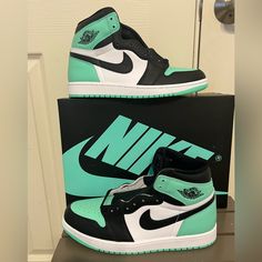 Air Jordan 1 Retro High Og 'Green Glow' Brand New Size 9 Multi Color Air Jordan 1, Green Air Jordans 1, Air Jordans Highs, Jordan Shoes Neon, Green Nike High Top Shoes, Air Jordan 1 Mid Edge Glow, Air Jordan 1 Washed Teal, Air Jordan 1 Mid Green Yellow, Air Jordan 1 Mid Black Grape