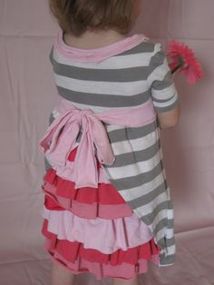 Mullet Dress, Bustle Dress, Dress Patterns Free, Recycled T Shirts, Dress Tutorials, Old Shirts, Free Dresses, Popular Dresses, Old T Shirts