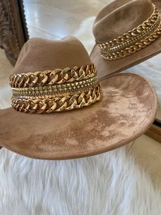 GB ORIGINAL!! The “Beth Dutton” Chain Banded Suede Hat in Taupe – Glitzy Bella Gold Flat Brim Hat Bands For Kentucky Derby, Gold Fedora Hat For Rodeo, Gold Fedora Western Hat, Gold Western Fedora Hat, Gold Short Brim Hats For Country Events, Western Gold Fedora With Short Brim, Western Style Gold Fedora With Short Brim, Gold Western Hat Band For Kentucky Derby, Western Gold Hat Bands For Kentucky Derby