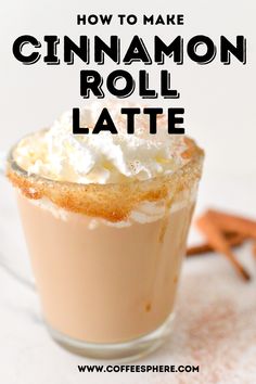 Latte in a glass with whipped cream and brown sugar on the rim. Vanilla Latte Recipe, Cinnamon Roll Breakfast, Ninja Coffee Bar Recipes, Easy Coffee Drinks Recipes, Flavored Coffee Recipes, Warm Drinks Recipes, Cappuccino Recipe, Samoa Cookies