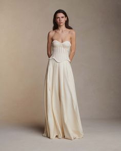 Danielle Frankel, Edgy Bridal, Rehearsal Dinner Outfits, Bridal Inspo, Dinner Outfits, Hook And Eye, Hoco Dresses, Modern Bride, Bridal Outfits