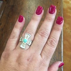 Western Turquoise Cross Ring - Covering about an inch of the finger, the Western Turquoise Cross Ring makes a beautiful statement ring! Engagement Ring Ruby, Nature Inspired Wedding Ring, Italian Gold Jewelry, Western Turquoise, Engagement Ring Women, Wedding Simple, Ring Ruby, Turquoise Cross, Engagement Wedding Ring Sets