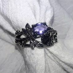 New! Retro Vintage Leaf Dragonfly Purple Crystal Silver Ring Details: - Condition: New - Metal: Alloy - Band Color: Silver - Stone: Cz Cubic Zirconia - Stone Color: Purple - Style: Retro, Vintage - Included: 1 X Ring Check Out My Other Listings! Other Items I Carry: Vintage Rings Retro Rings Men's Rings Sterling Silver Rings Engagement Bridal Wedding Rings Punk Biker Rings Ethnic Rings Floral Rings Pearl Rings Art Deco Rings Gothic Rings Couples Rings Ring Sets Heart Rings Funny Rings Silver Nec Dragonfly Purple, Vintage Engagement Rings Silver, Funny Rings, Ethnic Rings, Silver Rings Engagement, Rings Gothic, Retro Rings, Michael Kors Ring, Rings Art Deco