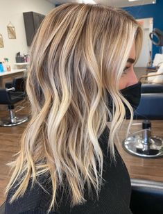 Cabelo Ombre Hair, Platinum Blonde Balayage, Blonde Balayage Highlights, Blonde Tips, Ash Blonde Balayage, Vlasové Trendy, Warm Blonde, Dirty Blonde Hair, Blonde Hair Shades