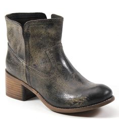 The WALNUT GROVE bootie by Diba True has a western vibe that meets the comfortable, casual style. This pull-on bootie is a staple at concerts, festivals, and fun all season. Thick stitching and antiquing add the right amount of western flair to this must-have addition to your wardrobe. Event Shoes, Walnut Grove, Short Ankle Boots, Western Booties, Genuine Leather Shoes, Shoes Outlet, Ankle Bootie, Leather Pulls, Wedge Boots