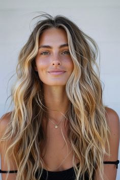 59+ Glorious California Blonde Hair Ideas Natural Brunette With Blonde Hair, Blondette Hair Balayage, Blended Blonde And Brown Hair, Brown Blonde Long Hair, Natural Look Blonde Hair, West Coast Blonde Hair, Blond Hair Outfit Ideas, Wavy Blonde Balayage, Lazy Blonde Hair