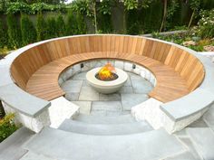 Aura Fire Pit Cheap Fire Pit, Design Per Patio, Outdoor Fire Pit Seating, Diy Outdoor Fireplace, Outdoor Fire Pit Designs, Concrete Patios, Modern Fire Pit, Patio Pergola, Fire Pit Furniture