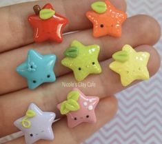 there are five little stars in the hand