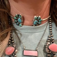 Sterling silver and native made by Navajo artist, Geraldine James Turquoise Choker Necklace, Navajo Pearls Necklace Outfit, Turquoise Wedding Jewelry, Western Jewerly, Western Barbie, Geraldine James, Backyard Elopement, Western Fashion Jewelry, Vintage Turquoise Jewelry