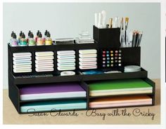 a desk with many different colored pens and markers on it's sides, along with the words color my heart color dare